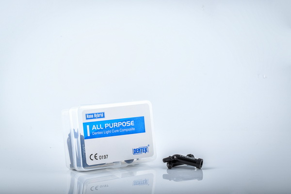 Nano ibrida leggera Cure Composite Capsule